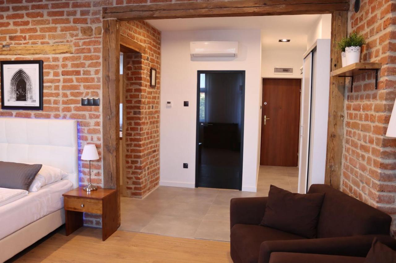 Apartament Przy Rynku เคล์มโน ภายนอก รูปภาพ